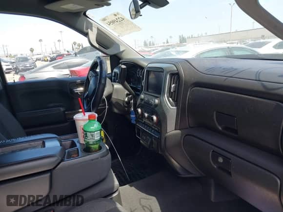 2020 Chevrolet Silverado 1500 LT с VIN 3GCPWCEK8LG316139, выставлен на аукционе IAAI как лот 42249054 с пробегом 97 731 миль миль и . История ставок и продаж доступна на DreamBid. Изображение 5.