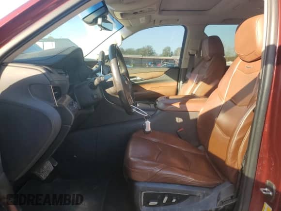 2020 Cadillac Escalade Premium Luxury с VIN 1GYS4CKJ7LR102961, выставлен на аукционе Copart как лот 48673875 с пробегом 142 808 миль миль и Списание • Salvage title. История ставок и продаж доступна на DreamBid. Изображение 7.