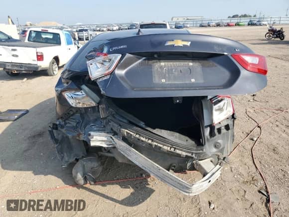 2016 Chevrolet Cruze LT with VIN 1G1BE5SM8G7323827, listed as a Copart auction lot 80228825 with 74,837 mi miles and Salvage title. Bid and sale history available at DreamBid. Image 6.