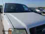 2004 Ford F-150 STX с VIN 1FTRF02W44KA08765, выставлен на аукционе IAAI как лот 43142893 с пробегом 135 104 миль миль и . История ставок и продаж доступна на DreamBid. Изображение 18.