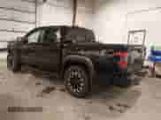 2023 Nissan Frontier Pro-4X z VIN 1N6ED1EK2PN621194, wystawiony jako IAAI lot #42441642 z przebiegiem 25 923 mil mil oraz . Historia ofert i sprzedaży dostępna na DreamBid. Obrazek 3.