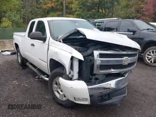 2007 Chevrolet Silverado 1500 1LT с VIN 2GCEK19C671595079, выставлен на аукционе IAAI как лот 43421335 с пробегом 89 792 миль миль и . История ставок и продаж доступна на DreamBid. Изображение 1.