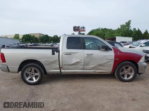 2010 Dodge 1500 SLT with VIN 1D7RB1GT7AS184811, listed as a IAAI auction lot 42273072 with 235,401 mi miles and . Bid and sale history available at DreamBid. Image 13.
