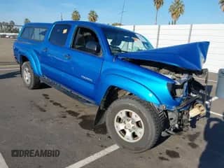 2011 Toyota Tacoma с VIN 3TMMU4FN1BM036084, выставлен на аукционе IAAI как лот 41577780 с пробегом Не указан миль и . История ставок и продаж доступна на DreamBid. Изображение 1.