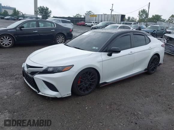 2022 Toyota Camry TRD с VIN 4T1KZ1AK3NU069359, выставлен на аукционе IAAI как лот 43308807 с пробегом 32 142 миль миль и . История ставок и продаж доступна на DreamBid. Изображение 2.
