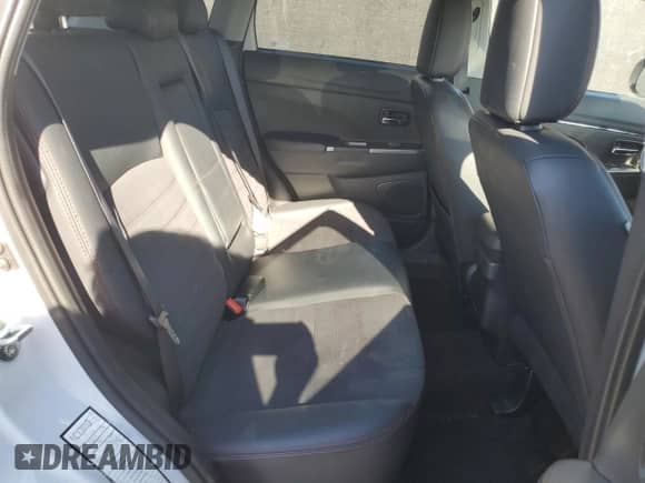 2024 Mitsubishi Outlander S с VIN JA4ARUAUXRU009002, выставлен на аукционе Copart как лот 84249245 с пробегом 37 764 миль миль и Списание • Salvage title. История ставок и продаж доступна на DreamBid. Изображение 11.