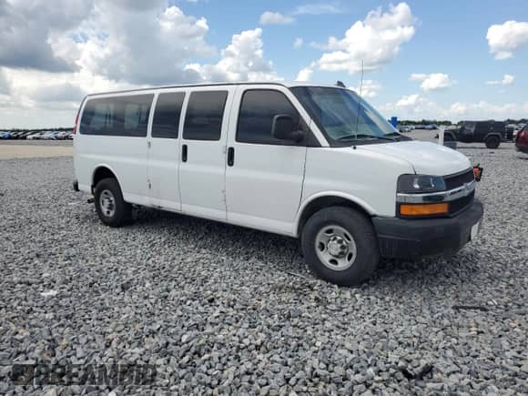 2017 Chevrolet Express Passenger LT с VIN 1GAZGPFF7H1268467, выставлен на аукционе Copart как лот 66323995 с пробегом 83 084 миль миль и Списание • Salvage title. История ставок и продаж доступна на DreamBid. Изображение 4.