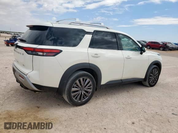 2023 Nissan Pathfinder SL с VIN 5N1DR3CB9PC267762, выставлен на аукционе Copart как лот 61098725 с пробегом 49 430 миль миль и Чистый • Clean title. История ставок и продаж доступна на DreamBid. Изображение 3.