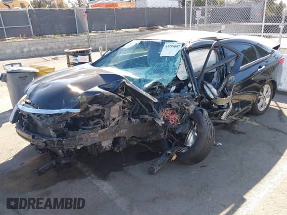 2013 Hyundai Sonata SE с VIN 5NPEC4AC5DH704572, выставлен на аукционе IAAI как лот 43359087 с пробегом Не указан миль и . История ставок и продаж доступна на DreamBid. Изображение 18.