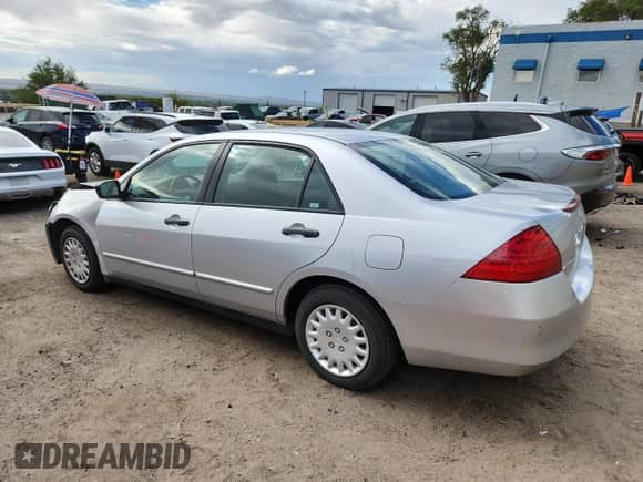 2007 Honda Accord VP с VIN 1HGCM56127A209969, выставлен на аукционе Copart как лот 70834675 с пробегом 28 459 миль миль и Списание • Salvage title. История ставок и продаж доступна на DreamBid. Изображение 2.