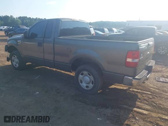 2007 Ford F-150 XL z VIN 1FTRF12W37NA66617, wystawiony jako IAAI lot #42995580 z przebiegiem 194 975 mil mil oraz . Historia ofert i sprzedaży dostępna na DreamBid. Obrazek 3.