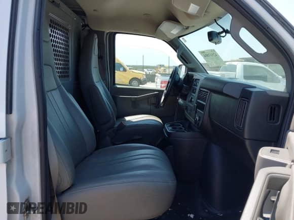 2020 Chevrolet Express Cargo with VIN 1GCWGAFG5L1240644, listed as a IAAI auction lot 42933884 with 105,030 mi miles and . Bid and sale history available at DreamBid. Image 5.