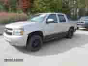 2008 Chevrolet Avalanche LTZ с VIN 3GNFK12318G186681, выставлен на аукционе IAAI как лот 43443772 с пробегом 169 001 миль миль и . История ставок и продаж доступна на DreamBid. Изображение 2.