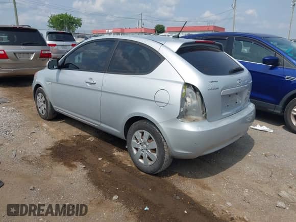 2011 Hyundai Accent GS с VIN KMHCM3AC6BU188333, выставлен на аукционе IAAI как лот 42502386 с пробегом 178 232 миль миль и . История ставок и продаж доступна на DreamBid. Изображение 3.