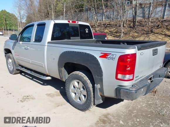 2011 GMC Sierra 1500 SLT with VIN 1GTR2WE35BZ366073, listed as a IAAI auction lot 42067268 with 309,504 mi miles and . Bid and sale history available at DreamBid. Image 3.