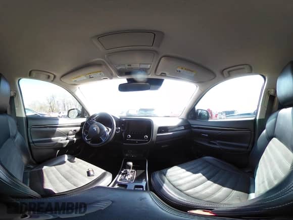 2020 Mitsubishi Outlander SE z VIN JA4AD3A3XLZ024187, wystawiony jako IAAI lot #41915579 z przebiegiem 119 722 mil mil oraz . Historia ofert i sprzedaży dostępna na DreamBid. Obrazek 18.