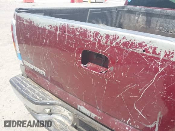 2002 GMC Sierra 1500 SLE с VIN 2GTEC19T121288635, выставлен на аукционе IAAI как лот 42070060 с пробегом 239 810 миль миль и . История ставок и продаж доступна на DreamBid. Изображение 13.
