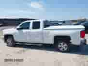 2015 Chevrolet Silverado 1500 LT с VIN 1GCRCREH4FZ435173, выставлен на аукционе IAAI как лот 42713468 с пробегом 180 585 миль миль и . История ставок и продаж доступна на DreamBid. Изображение 14.