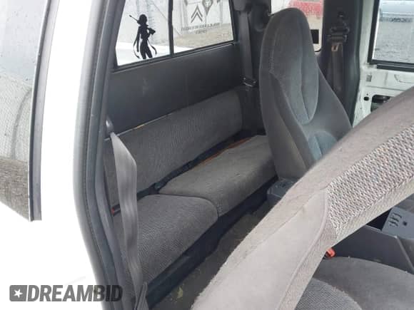 1998 Dodge Dakota SLT z VIN 1B7GG22Y0WS579450, wystawiony jako IAAI lot #43088532 z przebiegiem 279 555 mil mil oraz . Historia ofert i sprzedaży dostępna na DreamBid. Obrazek 8.