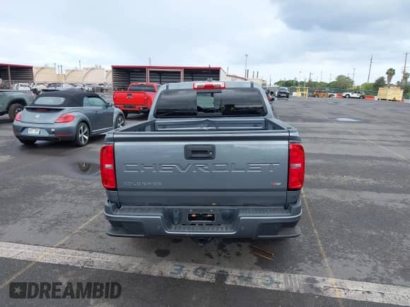 2022 Chevrolet Colorado 2WD Z71 z VIN 1GCGSDENXN1173627, wystawiony jako IAAI lot #42406970 z przebiegiem 21 937 mil mil oraz . Historia ofert i sprzedaży dostępna na DreamBid. Obrazek 15.
