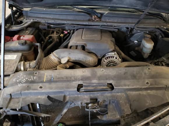 2007 Chevrolet Suburban LTZ z VIN 3GNFK16347G265089, wystawiony jako Copart lot #71683635 z przebiegiem 220 290 mil mil oraz Szkoda całkowita • Salvage title. Historia ofert i sprzedaży dostępna na DreamBid. Obrazek 12.