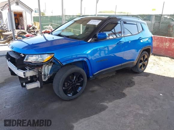 2019 Jeep Compass Latitude with VIN 3C4NJDBBXKT781365, listed as a IAAI auction lot 43068244 with 102,749 mi miles and . Bid and sale history available at DreamBid. Image 2.