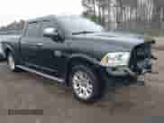 2016 Ram 1500 Limited z VIN 1C6RR7WM4GS125993, wystawiony jako IAAI lot #41394198 z przebiegiem 113 681 mil mil oraz . Historia ofert i sprzedaży dostępna na DreamBid. Obrazek 1.