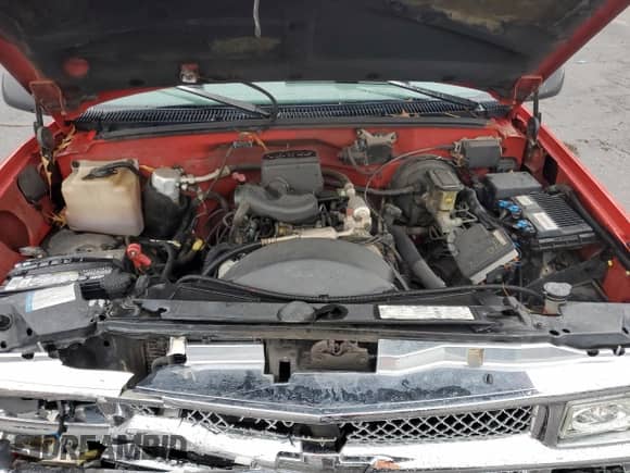 1997 Chevrolet Silverado 1500 with VIN 1GCEC14R8VZ235406, listed as a Copart auction lot 43017885 with 238,279 mi miles and Salvage title. Bid and sale history available at DreamBid. Image 11.