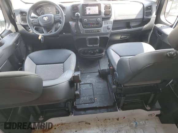 2024 Ram ProMaster Cargo Tradesman с VIN 3C6LRVVG9RE145975, выставлен на аукционе Copart как лот 63983085 с пробегом 11 906 миль миль и На запчасти • Non repairable. История ставок и продаж доступна на DreamBid. Изображение 8.