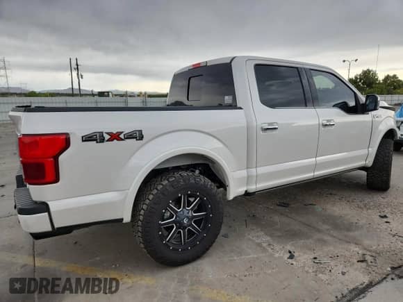 2018 Ford F-150 XLT z VIN 1FTEW1EG2JFE67855, wystawiony jako Copart lot #80585815 z przebiegiem 107 005 mil mil oraz Szkoda całkowita • Salvage title. Historia ofert i sprzedaży dostępna na DreamBid. Obrazek 3.