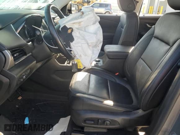 2019 Chevrolet Traverse LT с VIN 1GNERHKW3KJ217672, выставлен на аукционе Copart как лот 84373135 с пробегом 43 565 миль миль и Списание • Salvage title. История ставок и продаж доступна на DreamBid. Изображение 7.