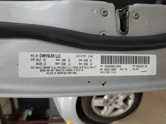 2009 Dodge Caliber SXT with VIN 1B3HB48A89D136949, listed as a Copart auction lot 90877325 with 174,077 mi miles and Clean title. Bid and sale history available at DreamBid. Image 12.
