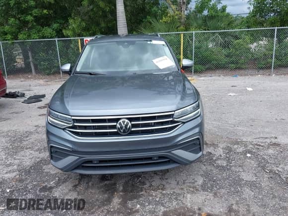 2024 Volkswagen Tiguan SE с VIN 3VV3B7AX4RM203710, выставлен на аукционе IAAI как лот 43199594 с пробегом Не указан миль и . История ставок и продаж доступна на DreamBid. Изображение 12.
