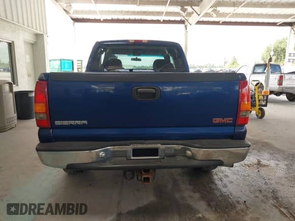 2000 GMC Sierra 1500 SLE z VIN 2GTEC19T4Y1334273, wystawiony jako IAAI lot #42777220 z przebiegiem 354 113 mil mil oraz . Historia ofert i sprzedaży dostępna na DreamBid. Obrazek 16.