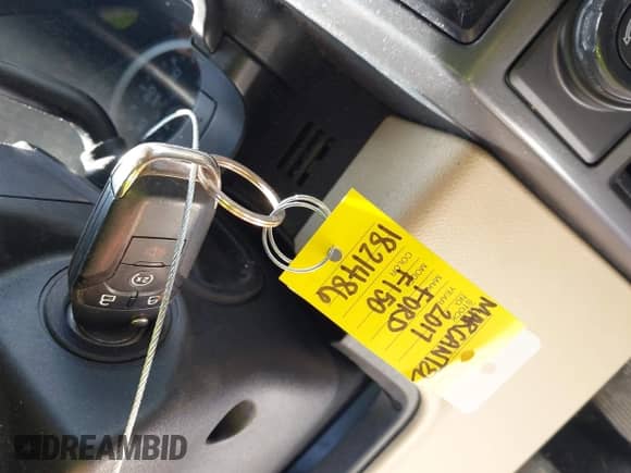 2017 Ford F-150 XL с VIN 1FTEW1CFXHKD52772, выставлен на аукционе IAAI как лот 43171167 с пробегом 153 428 миль миль и . История ставок и продаж доступна на DreamBid. Изображение 11.