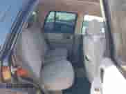 2005 Chevrolet TrailBlazer LT с VIN 1GNDS13S552183042, выставлен на аукционе IAAI как лот 43379851 с пробегом Не указан миль и . История ставок и продаж доступна на DreamBid. Изображение 8.