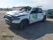 2025 Ram 1500 Rebel z VIN 1C6SRFLPXSN576962, wystawiony jako IAAI lot #42871333 z przebiegiem Nie podano mil oraz . Historia ofert i sprzedaży dostępna na DreamBid. Obrazek 2.