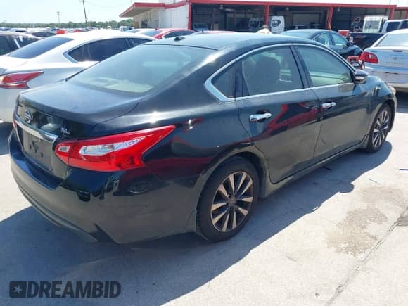 2016 Nissan Altima S with VIN 1N4AL3AP8GC276353, listed as a IAAI auction lot 43011306 with 108,317 mi miles and . Bid and sale history available at DreamBid. Image 4.
