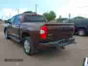 2016 Toyota Tundra Platinum с VIN 5TFAW5F1XGX553269, выставлен на аукционе IAAI как лот 43208533 с пробегом 65 144 миль миль и . История ставок и продаж доступна на DreamBid. Изображение 3.