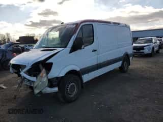 2007 Dodge Sprinter with VIN WD0PE746475179879, listed as a Copart auction lot 88050165 with 315,919 mi miles and Salvage title. Bid and sale history available at DreamBid. Image 1.