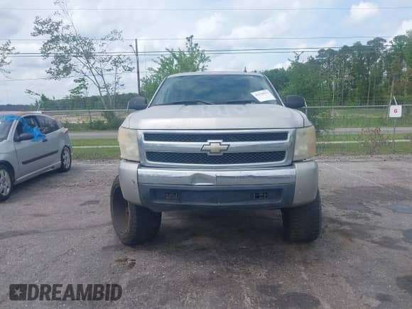 2008 Chevrolet Silverado 1500 1LT с VIN 2GCEC19C781149327, выставлен на аукционе IAAI как лот 42126913 с пробегом 194 629 миль миль и . История ставок и продаж доступна на DreamBid. Изображение 12.