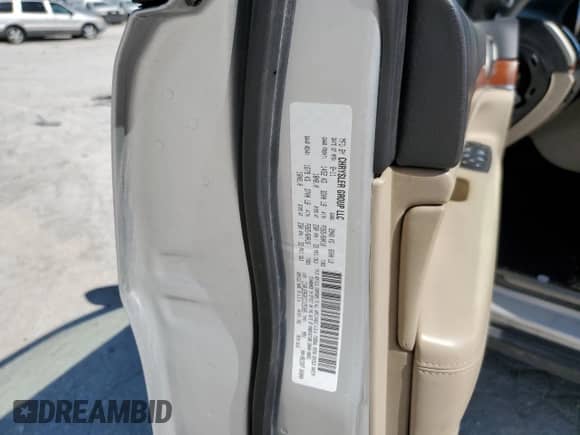 2012 Jeep Grand Cherokee Limited z VIN 1C4RJEBG0CC125305, wystawiony jako Copart lot #62386875 z przebiegiem Nie podano mil oraz Szkoda całkowita • Salvage title. Historia ofert i sprzedaży dostępna na DreamBid. Obrazek 12.