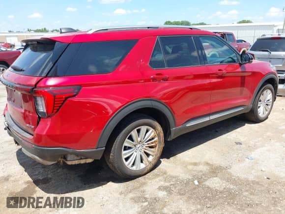2025 Ford Explorer Platinum with VIN 1FMUK8HH1SGA67829, listed as a IAAI auction lot 42559654 with 7,240 mi miles and . Bid and sale history available at DreamBid. Image 4.