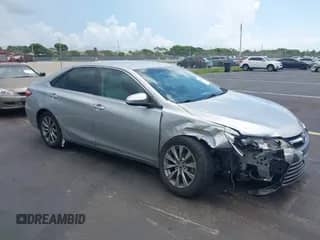 2016 Toyota Camry XLE с VIN 4T4BF1FK8GR572332, выставлен на аукционе IAAI как лот 42896300 с пробегом 72 181 миль миль и . История ставок и продаж доступна на DreamBid. Изображение 1.