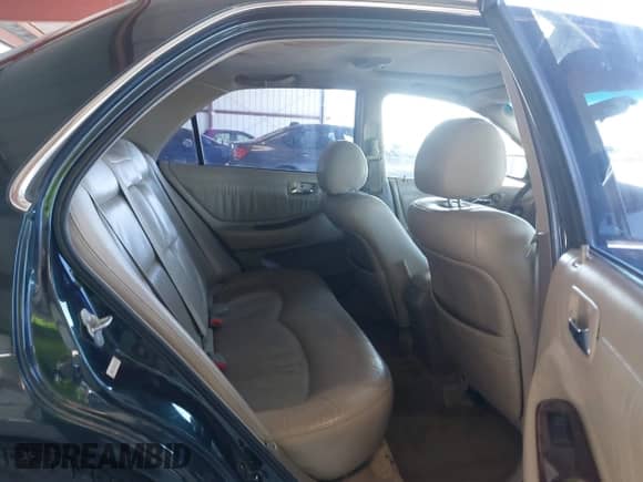 2001 Honda Accord EX z VIN 1HGCG16571A042213, wystawiony jako IAAI lot #42335604 z przebiegiem 225 136 mil mil oraz . Historia ofert i sprzedaży dostępna na DreamBid. Obrazek 8.