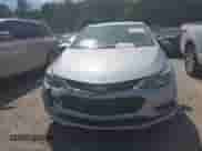 2017 Chevrolet Cruze LS z VIN 1G1BC5SM3H7201691, wystawiony jako IAAI lot #43157816 z przebiegiem 122 194 mil mil oraz . Historia ofert i sprzedaży dostępna na DreamBid. Obrazek 12.