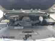2005 Chevrolet Suburban LT z VIN 3GNEC16Z85G212664, wystawiony jako Copart lot #70853575 z przebiegiem 299 108 mil mil oraz Nie do naprawy • Non repairable. Historia ofert i sprzedaży dostępna na DreamBid. Obrazek 12.