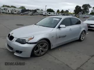 2005 BMW 5 Series 530i с VIN WBANA73575B048767, выставлен на аукционе Copart как лот 84294215 с пробегом 197 095 миль миль и Списание • Salvage title. История ставок и продаж доступна на DreamBid. Изображение 1.