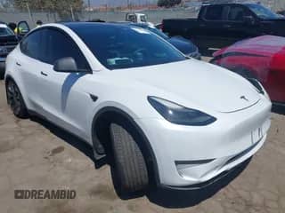 2022 Tesla Model Y Performance with VIN 7SAYGDEF4NF536139, listed as a IAAI auction lot 43024548 with 34,771 mi miles and . Bid and sale history available at DreamBid. Image 1.