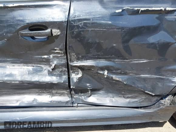 2016 Subaru WRX z VIN JF1VA1B68G9815147, wystawiony jako IAAI lot #42161637 z przebiegiem 78 090 mil mil oraz . Historia ofert i sprzedaży dostępna na DreamBid. Obrazek 18.